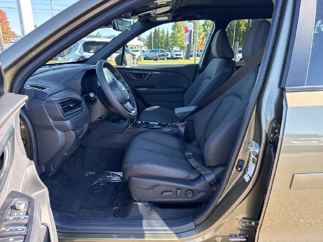 New 2026 Subaru Forester Premium AWD/4WD image 17