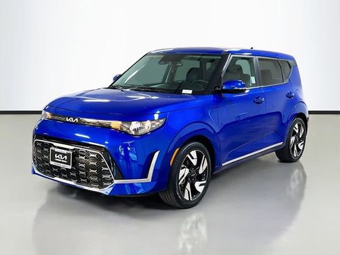 Certified 2024 Kia Soul GT-Line image 3