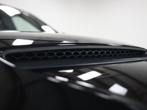 Used 2020 Dodge Durango R/T w/ Technology Group AWD/4WD image 6