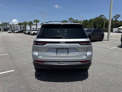Used 2025 Jeep Grand Cherokee Laredo X w/ Luxury Tech Group I