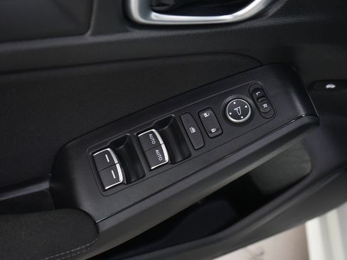 Used 2025 Honda Civic Sport image 18