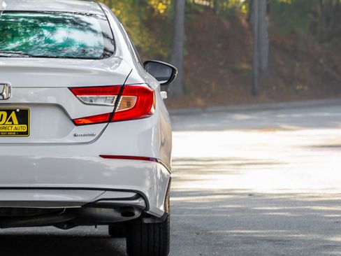 Used 2019 Honda Accord EX-L image 40