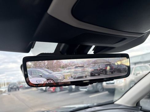 Used 2025 Subaru Outback Touring image 24