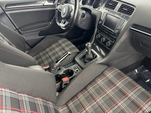 Used 2017 Volkswagen GTI Sport FWD image 21