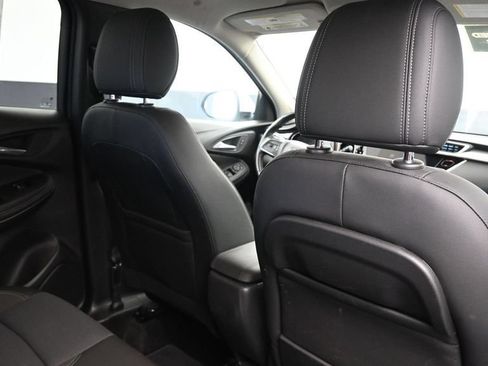 Used 2022 Buick Encore GX Select FWD image 15