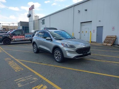 Certified 2021 Ford Escape Titanium AWD/4WD image 1
