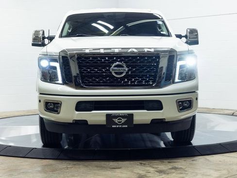 Used 2017 Nissan Titan Platinum Reserve image 5
