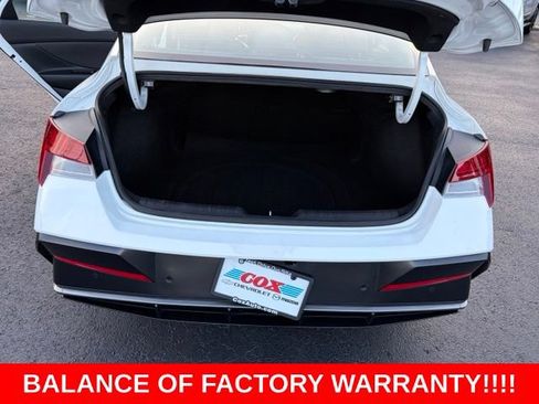 Used 2024 Hyundai Elantra Limited FWD image 16