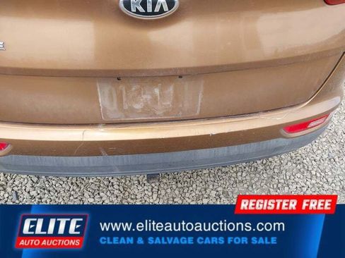 Used 2018 Kia Sportage LX image 34