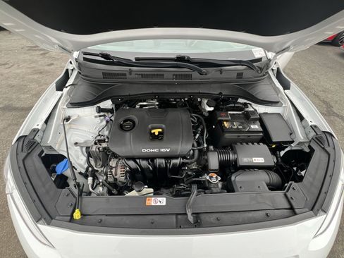 Used 2021 Hyundai Kona SEL Plus w/ Cargo Package image 27