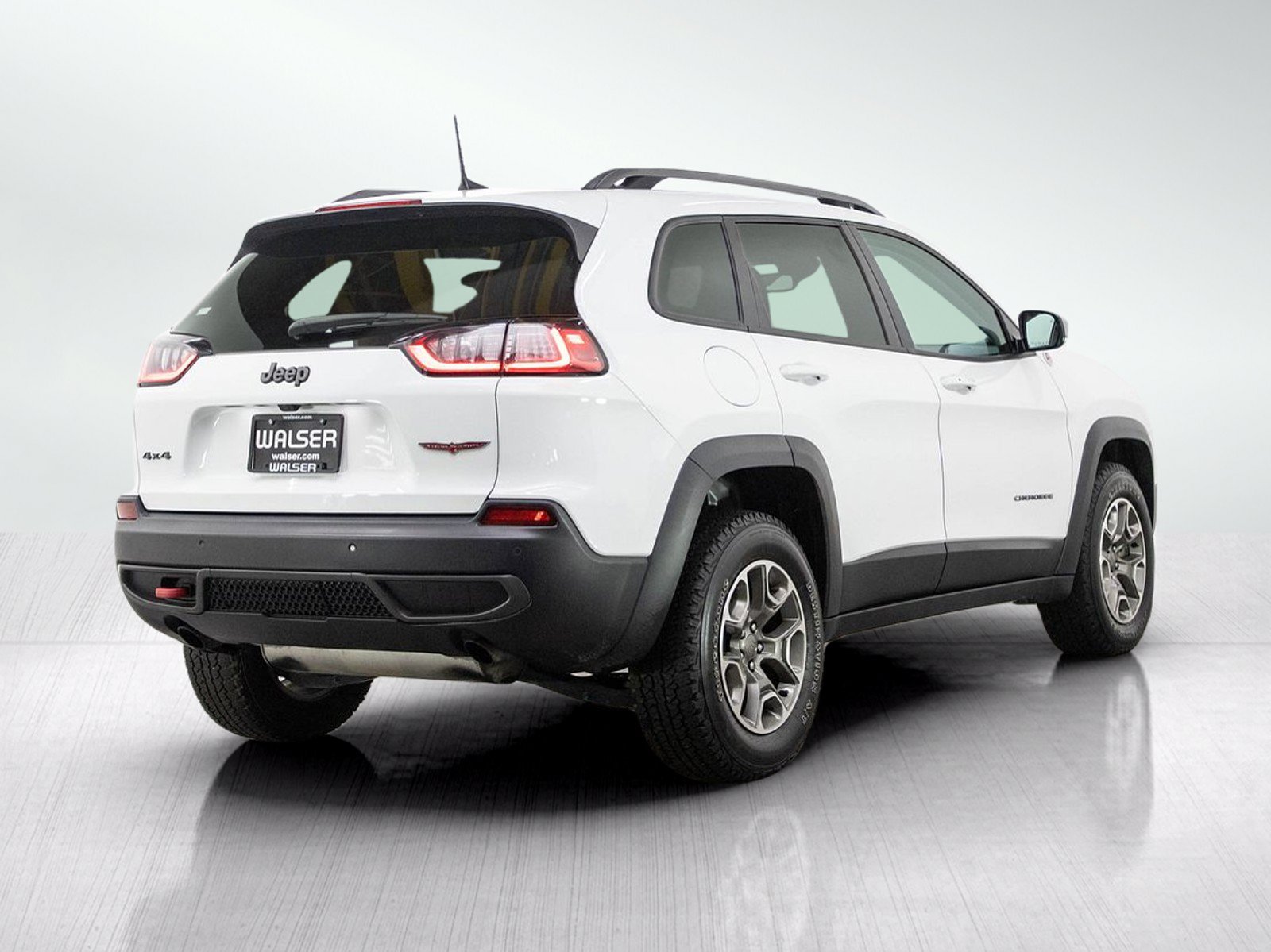 Used 2021 Jeep Cherokee Trailhawk AWD/4WD image 5