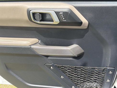 Used 2022 Ford Bronco Wildtrak AWD/4WD image 11