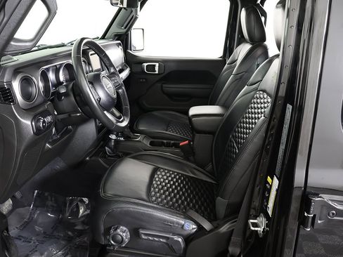 Used 2022 Jeep Wrangler Unlimited Sport image 29