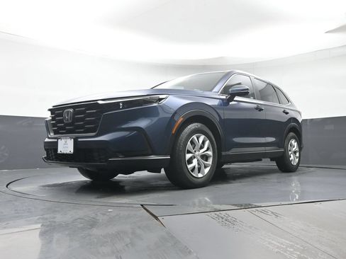 Used 2024 Honda CR-V LX image 27