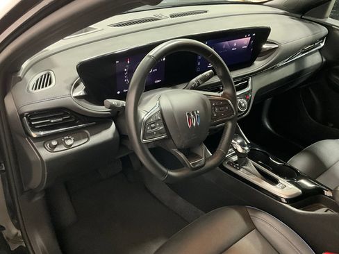 Used 2025 Buick Envista Sport Touring FWD image 14