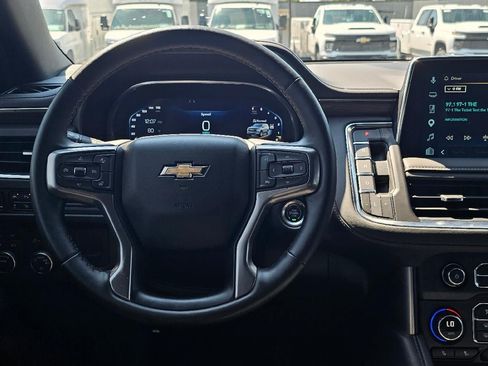 Used 2024 Chevrolet Tahoe LT w/ Luxury Package AWD/4WD image 12