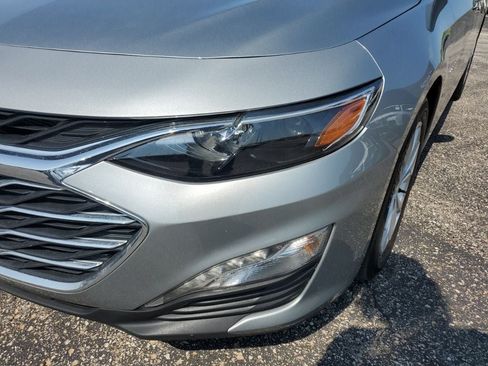 Used 2025 Chevrolet Malibu LT FWD image 11