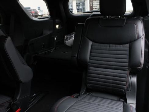 New 2026 Ford Explorer ST-Line image 22