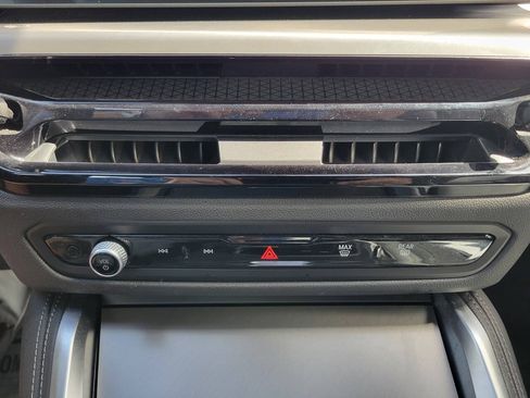 Used 2026 BMW 430i Convertible RWD image 27