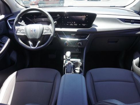 Certified 2025 Buick Encore GX Preferred AWD/4WD image 11