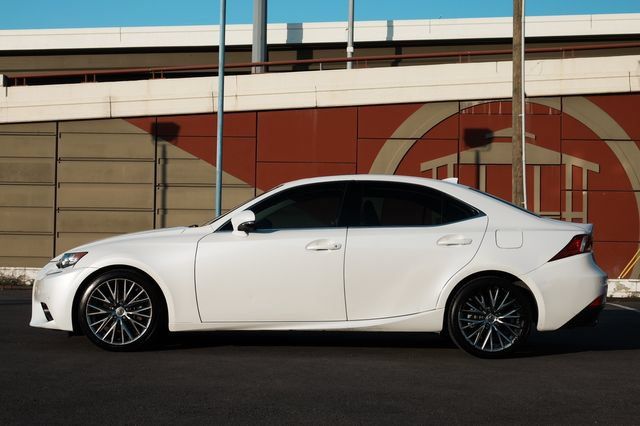 Used 2015 Lexus IS 250 w/ Navigation System Package RWD image 10