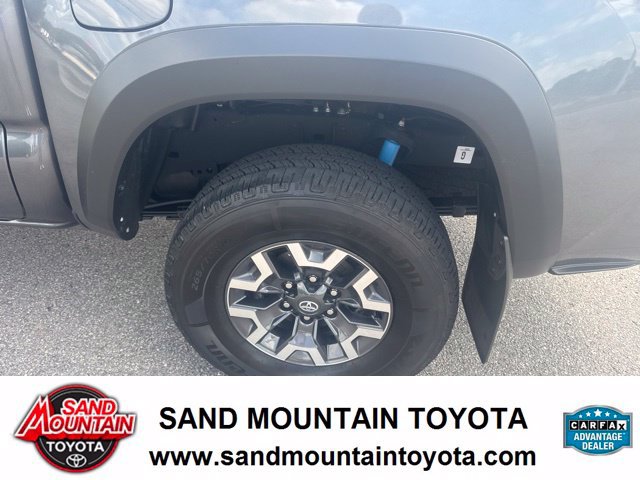 Used 2023 Toyota Tacoma TRD Off-Road AWD/4WD image 11