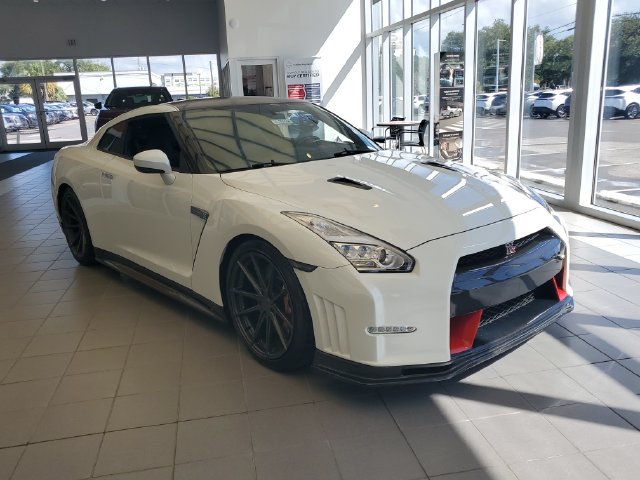 Used 2014 Nissan GT-R Track Edition AWD/4WD image 31