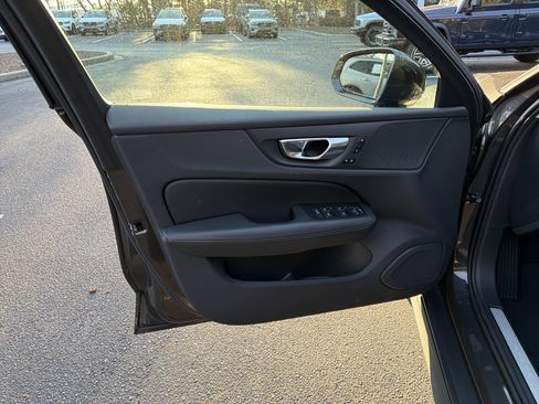 Certified 2025 Volvo V60 B5 Cross Country Plus image 13