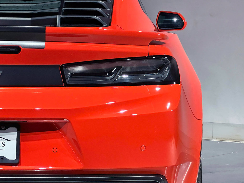 Used 2018 Chevrolet Camaro SS w/ Hot Wheels Edition RWD image 9
