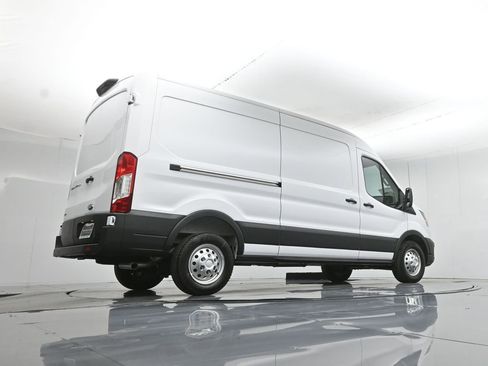 New 2025 Ford Transit 250 148 Medium Roof Extended AWD w/ Load Area Protection Package image 44