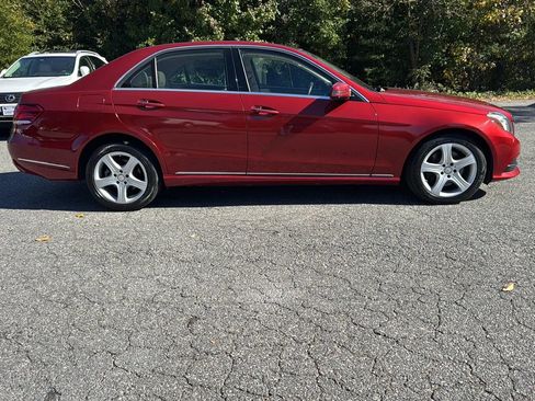 Used 2015 Mercedes-Benz E 350 4MATIC Sedan image 4