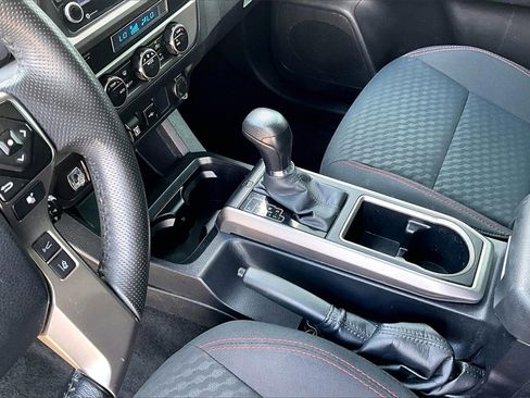 Used 2023 Toyota Tacoma SR5 image 15