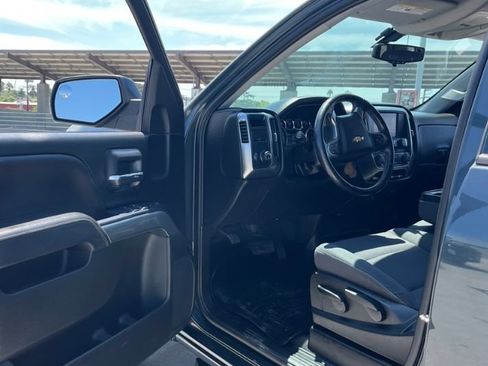 Used 2019 Chevrolet Silverado 1500 LT RWD image 6