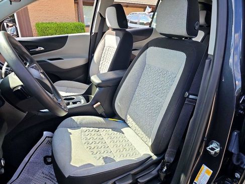 Used 2022 Chevrolet Equinox LS image 13