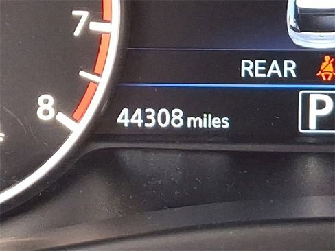 Used 2023 Nissan Murano SV image 20