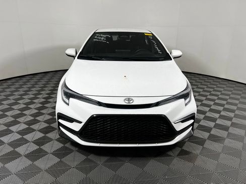 Certified 2025 Toyota Corolla SE image 2