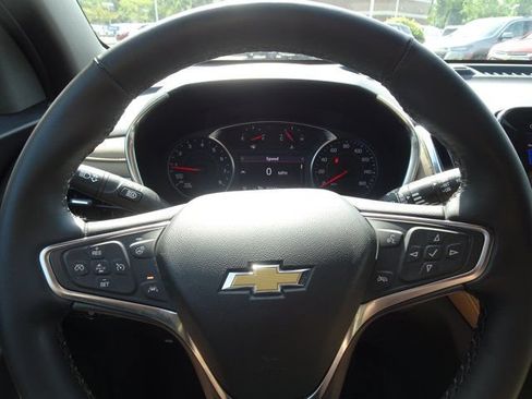 Used 2024 Chevrolet Equinox Premier FWD image 22