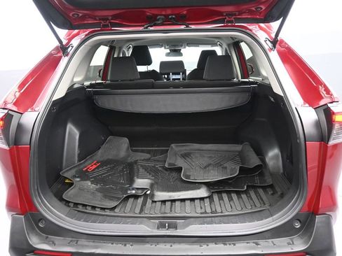 Certified 2020 Toyota RAV4 LE w/ All Weather Liner Package image 21