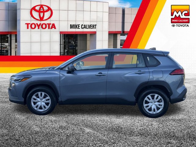Used 2025 Toyota Corolla Cross L FWD image 5