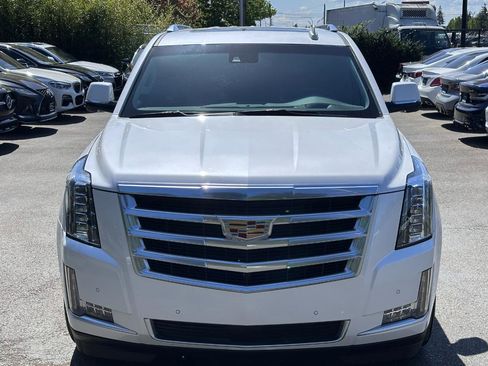 Used 2016 Cadillac Escalade Premium AWD/4WD image 11
