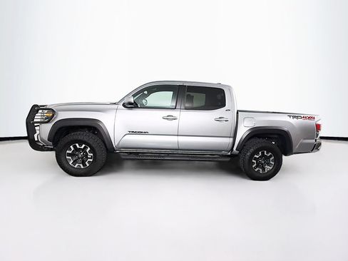 Used 2023 Toyota Tacoma TRD Off-Road AWD/4WD image 6
