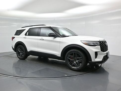 New 2026 Ford Explorer ST-Line image 26