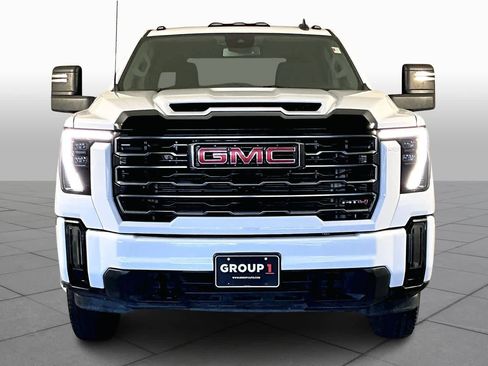 Certified 2024 GMC Sierra 3500 Pro image 3