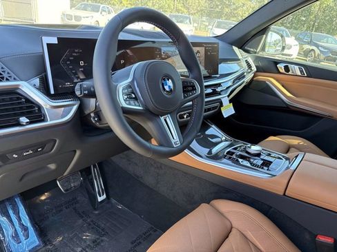 New 2026 BMW X5 M60i image 22