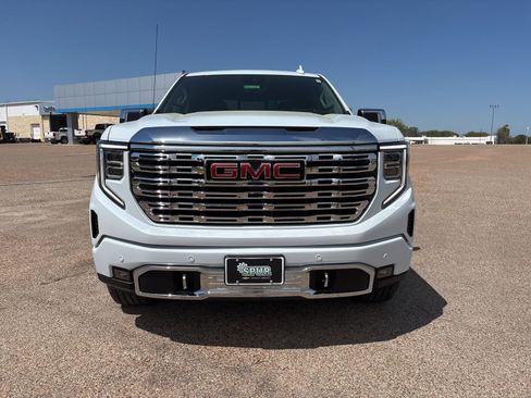New 2026 GMC Sierra 1500 Denali w/ Denali Reserve Package image 9