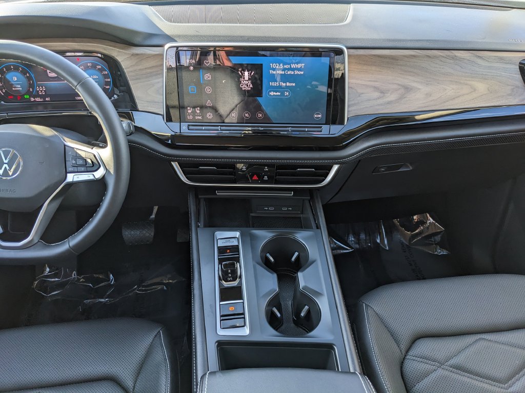 Certified 2024 Volkswagen Atlas SE FWD image 15
