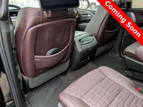 Used 2023 Cadillac Escalade Sport Platinum image 18