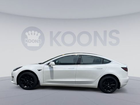 Used 2020 Tesla Model 3 Standard Range RWD image 13