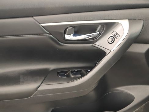 Used 2015 Nissan Altima 2.5 S w/ Power Driver Seat Package image 22