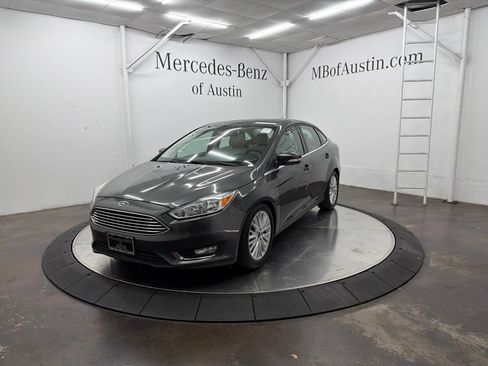 Used 2017 Ford Focus Titanium w/ Titanium Technology Package FWD image 3